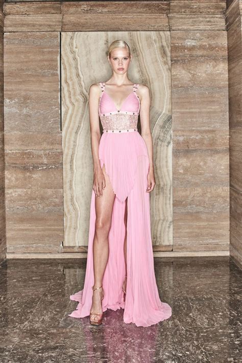 versace atelier 2020|Atelier Versace Fall 2020 Collection .